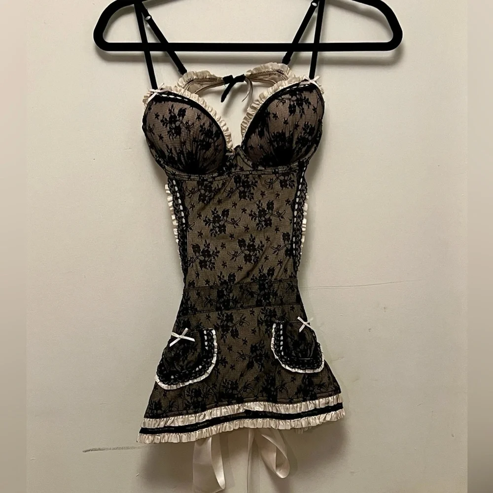 Victoria's Secret French Maid Lingerie Apron in pastel pink and black Valentine - Picture 3 of 6
